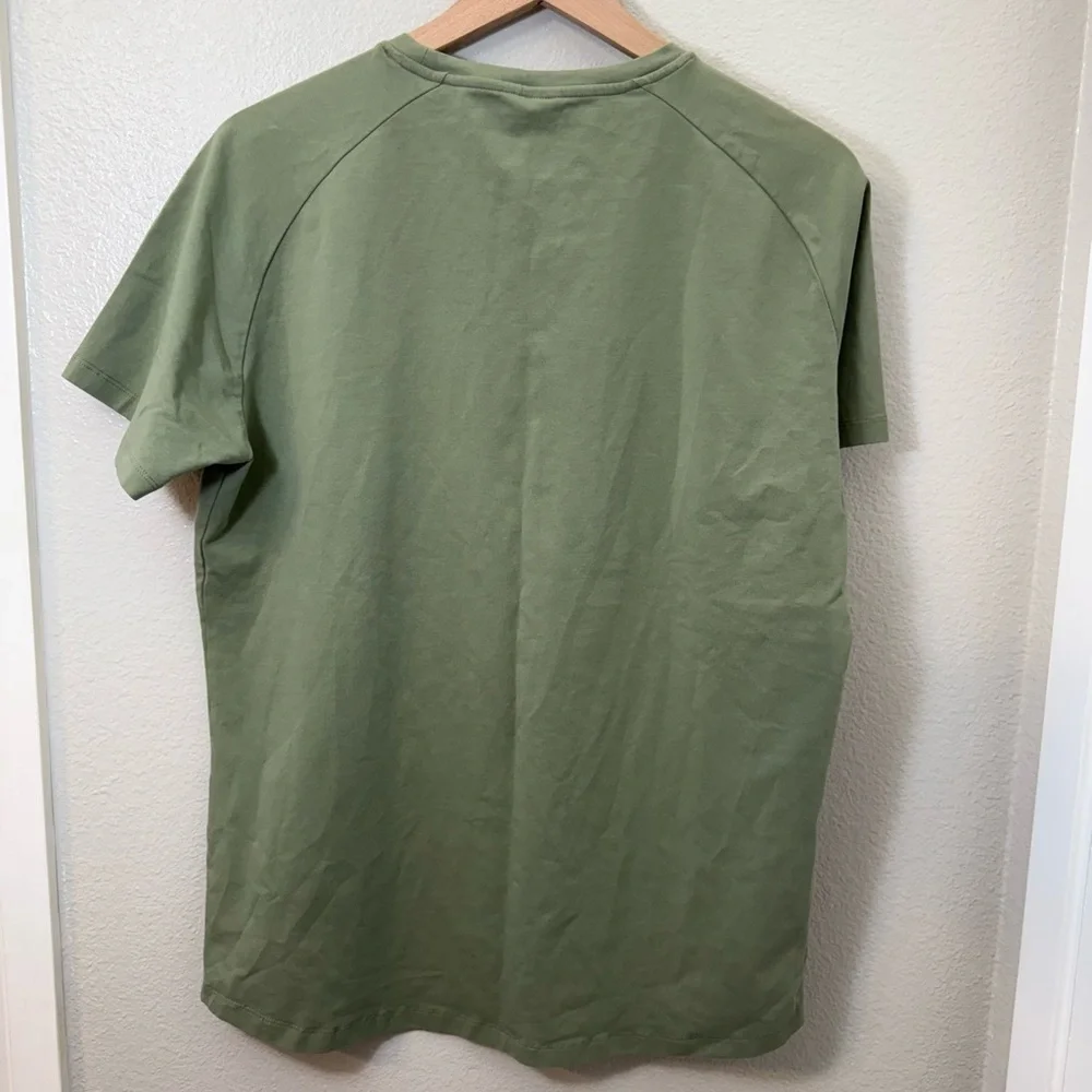 Alphalete short sleeves